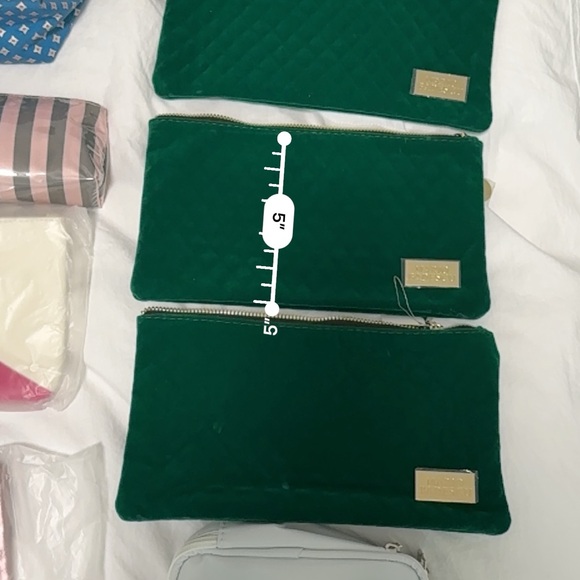 15 new makeup bags - Picture 13 of 15